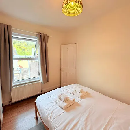 Hébergement de vacances Victorian 2 Bedroom House Near Centre *